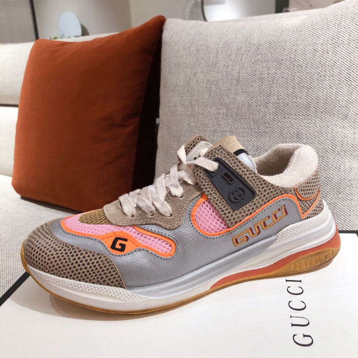 G*u*i mid sneaker