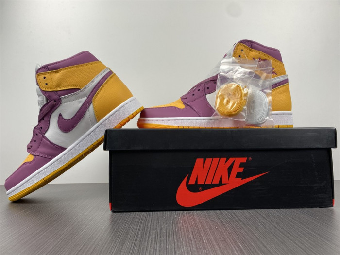 Air Jordan 1 High OG “Brotherhood” 555088-706