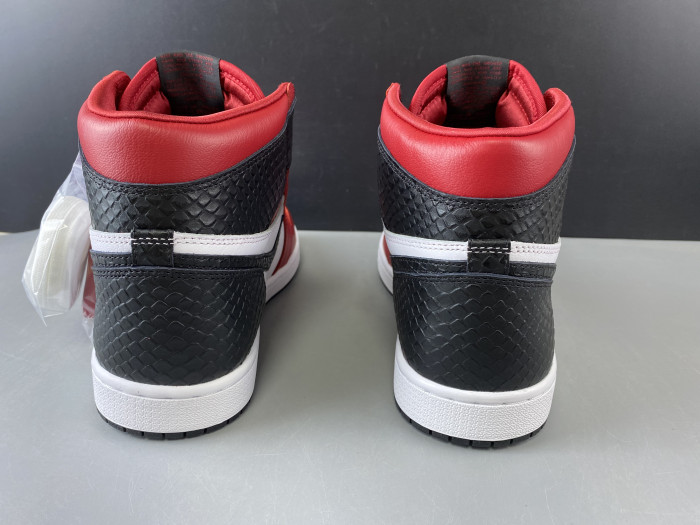 Air Jordan 1 High OG WMNS “Satin Snake” CD0461-601
