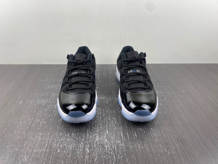 Air Jordan 11 Space Jam FV5104-004