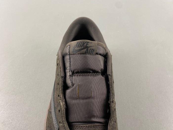 Travis Scott x Air Jordan 1 Low OG DM7866-202