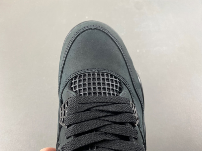 Air Jordan 4 “Black Cat” 2025 FV5029-010