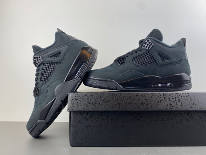 Air Jordan 4 “Black Cat” 2025 FV5029-010
