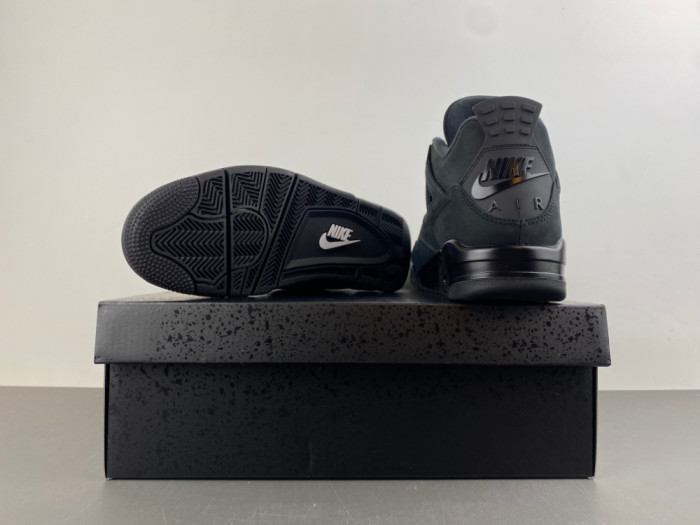 Air Jordan 4 “Black Cat” 2025 FV5029-010