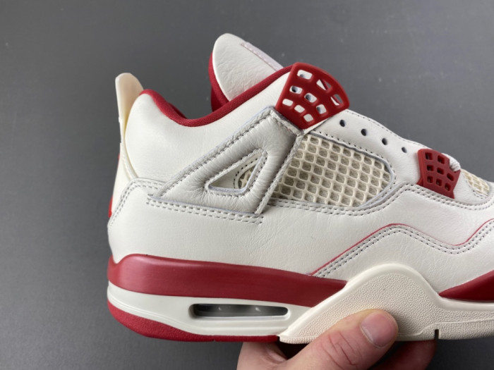 Jordan 4 Retro Valentine