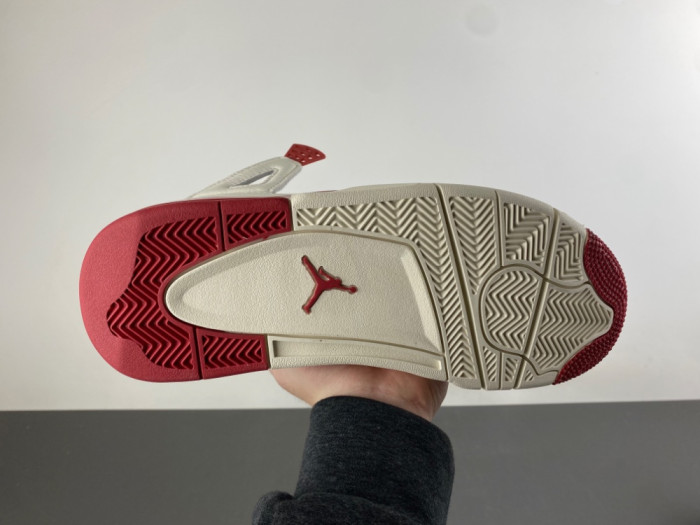 Jordan 4 Retro Valentine