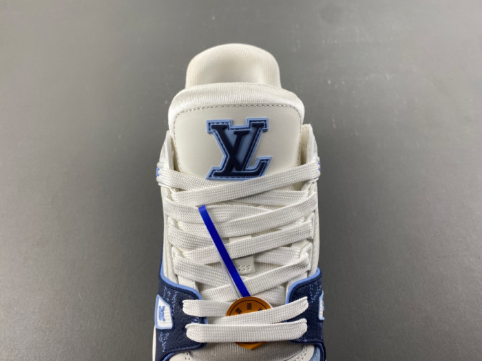 l0vis Vvtt0n lv trainer