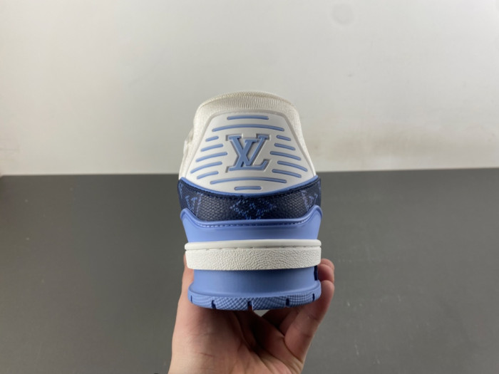 l0vis Vvtt0n lv trainer