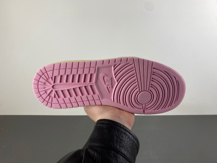 Travis Scott × AJ1 Low "Shy Pink" IQ7604-101