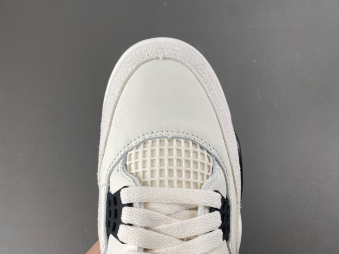 Air Jordan 4“Flight Club” IM4002-100