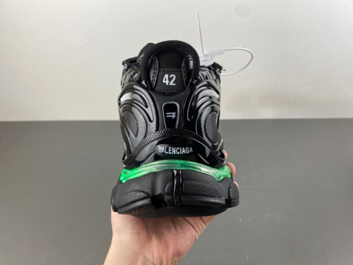 Ba1en*iaga/ runner led