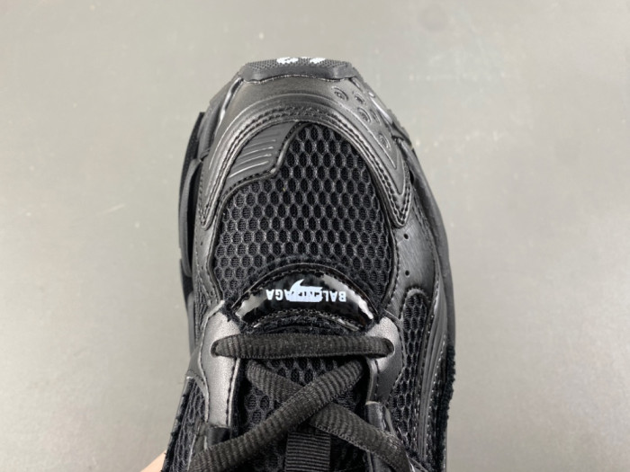 Ba1en*iaga/ runner led
