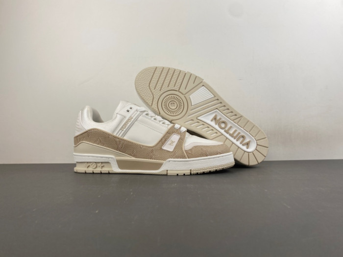 l0vis Vvtt0n lv trainer