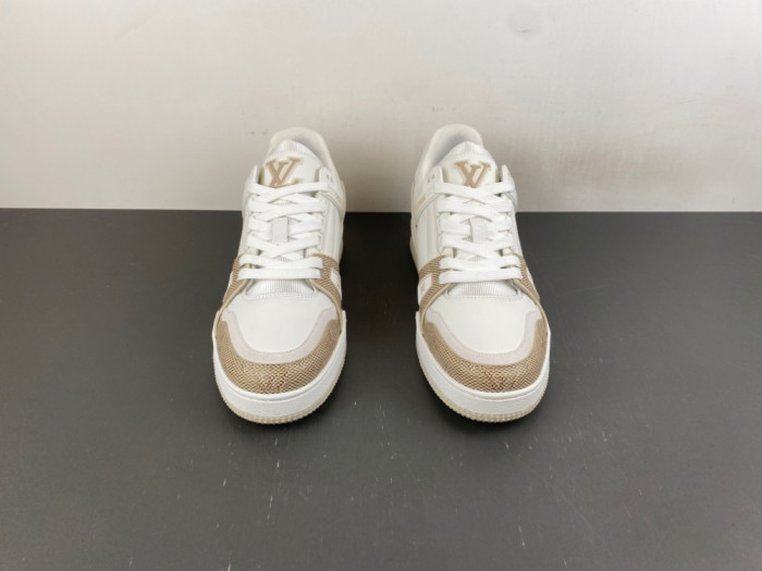 l0vis Vvtt0n lv trainer