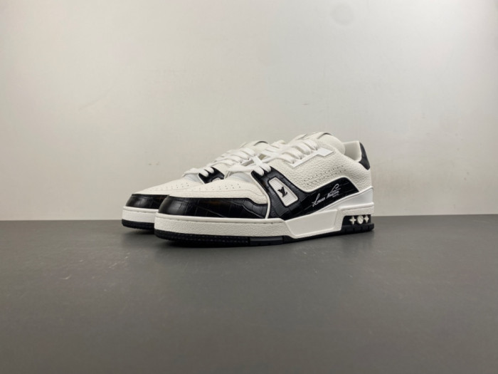 l0vis Vvtt0n lv trainer black