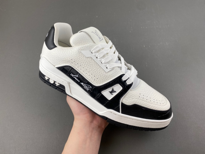 l0vis Vvtt0n lv trainer black