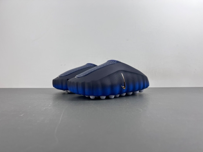 Nike Mind 001 