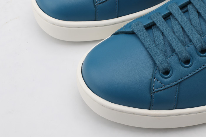 G*u*i low-top sneaker