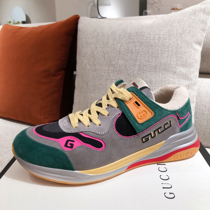 G*u*i mid sneaker